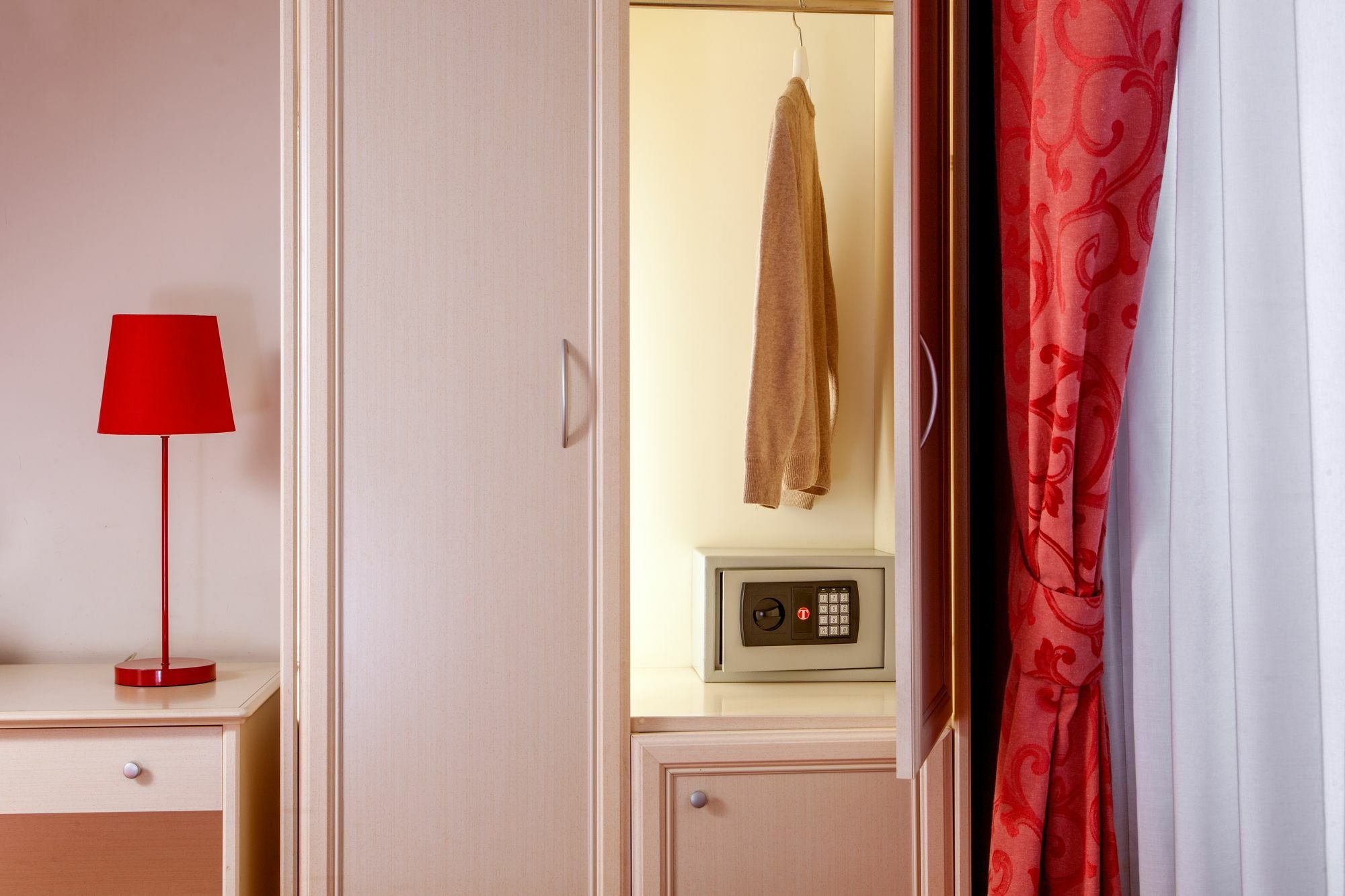 Ottaviano Gasthuis 2*